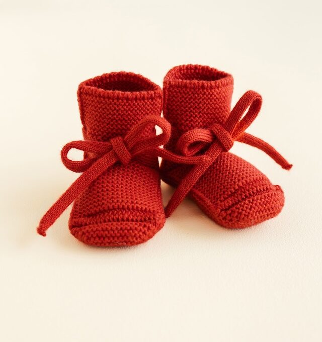 Buciki Niechodki z Wełny Merino Red hvid